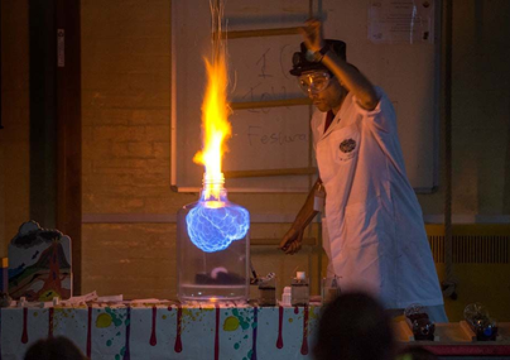 2 Mad Science shows op Wetenschapsdag 5 oktober